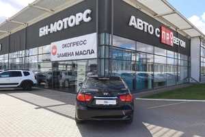 Седан Hyundai Elantra 2010 года, 630000 рублей, Мирное