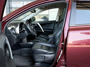 Внедорожник Toyota RAV4 2016 года, 2200000 рублей, Уфа