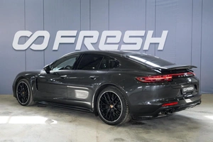 Лифтбек Porsche Panamera 4S 2018 года, 8649000 рублей, Ульяновск