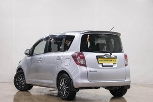 Хетчбэк Toyota Ractis 2009 года, 699000 рублей, Новокузнецк