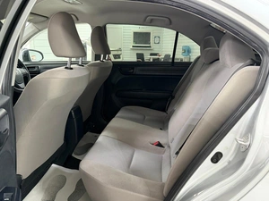 Седан Toyota Corolla Axio 2017 года, 980000 рублей, Ачинск