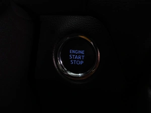 Внедорожник Toyota RAV4 2021 года, 3710000 рублей, Воронеж