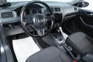 Седан Volkswagen Jetta 2013 года, 1009000 рублей, Челябинск