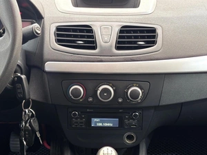 Седан Renault Fluence 2014 года, 577000 рублей, Орёл