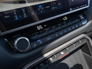 Пикап Toyota Tundra 2023 года, 8730000 рублей, Краснодар