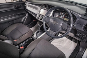 Универсал Toyota Corolla Fielder 2018 года, 1299000 рублей, Томск
