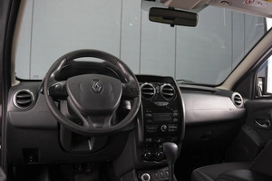 Внедорожник Renault Duster 2015 года, 1378000 рублей, Омск
