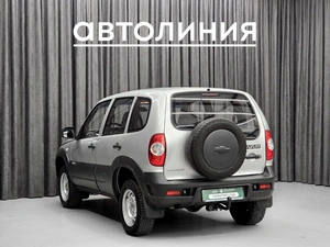 Внедорожник Chevrolet Niva 2013 года, 599000 рублей, Красноярск