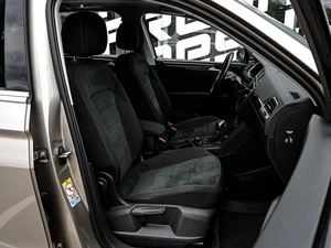 Внедорожник Volkswagen Tiguan 2018 года, 2870000 рублей, Волгоград