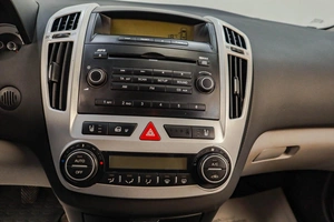 Хетчбэк Kia Ceed 2009 года, 639000 рублей, Челябинск