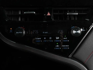 Седан Toyota Camry 2021 года, 3049000 рублей, Аксай