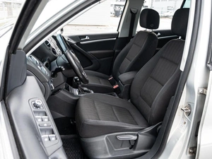 Внедорожник Volkswagen Tiguan 2012 года, 1310000 рублей, Краснодар