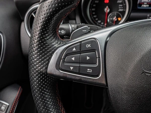 Внедорожник Mercedes-benz GLA-класс 2018 года, 2750000 рублей, Краснодар