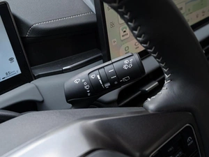 Внедорожник Toyota RAV4 2025 года, 3885000 рублей, Краснодар