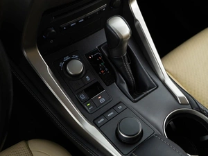 Внедорожник Lexus NX 2016 года, 3013444 рублей, Москва