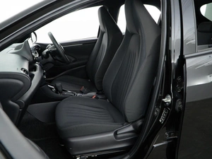 Хетчбэк Toyota Yaris 2021 года, 1224046 рублей, Москва