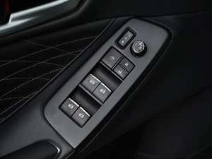 Седан Toyota Avalon 2023 года, 3777077 рублей, Москва