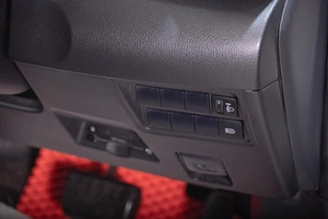 Хетчбэк Toyota Yaris 2021 года, 1319000 рублей, Томск