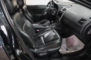 Седан Toyota Avensis 2010 года, 1169000 рублей, Новокузнецк