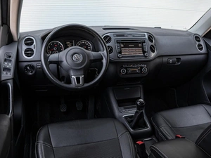Внедорожник Volkswagen Tiguan 2011 года, 1480000 рублей, Краснодар