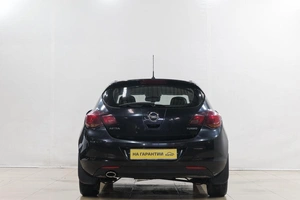 Хетчбэк Opel Astra 2011 года, 599000 рублей, Новокузнецк