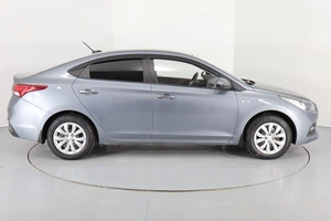 Седан Hyundai Solaris 2019 года, 1220000 рублей, Брянск