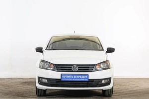 Седан Volkswagen Polo 2018 года, 1049000 рублей, Тюмень