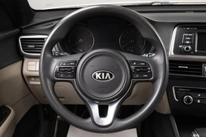 Седан Kia Optima 2016 года, 1679000 рублей, Оренбург