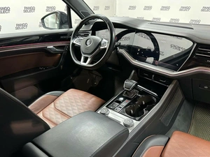 Внедорожник Volkswagen Touareg 2020 года, 4798000 рублей, Красноярск