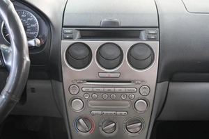 Седан Mazda 6 2004 года, 639000 рублей, Омск