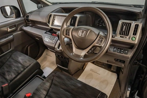 Минивэн Honda Stepwgn 2012 года, 1469000 рублей, Челябинск