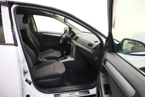 Седан Opel Astra 2012 года, 700000 рублей, Брянск