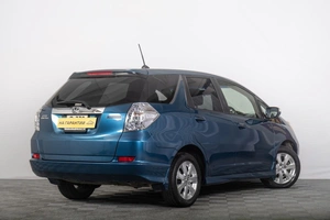 Хетчбэк Honda Fit Shuttle 2012 года, 899000 рублей, Томск