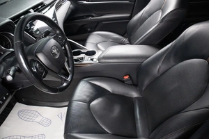 Седан Toyota Camry 2020 года, 3199000 рублей, Оренбург