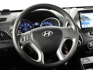 Внедорожник Hyundai ix35 2011 года, 1086100 рублей, Казань