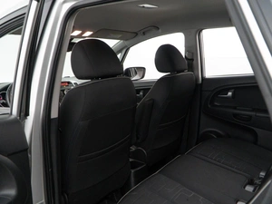 Минивэн Kia Venga 2013 года, 889077 рублей, Москва