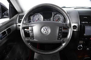Внедорожник Volkswagen Touareg 2007 года, 999000 рублей, Пермь