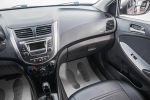 Хетчбэк Hyundai Solaris 2016 года, 1319000 рублей, Барнаул