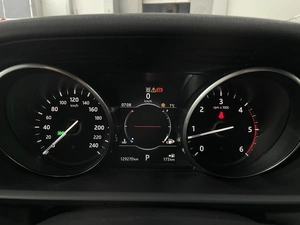 Внедорожник Land Rover Discovery 2017 года, 3787000 рублей, Солонцы