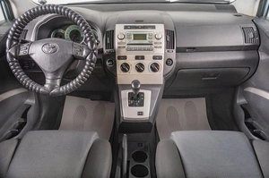 Минивэн Toyota Corolla Verso 2005 года, 689000 рублей, Томск