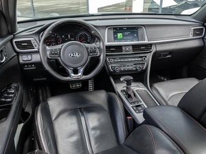 Седан Kia Optima 2016 года, 1980000 рублей, Краснодар