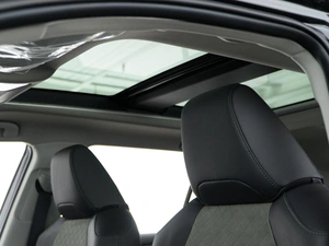 Внедорожник Toyota RAV4 2025 года, 4438888 рублей, Москва