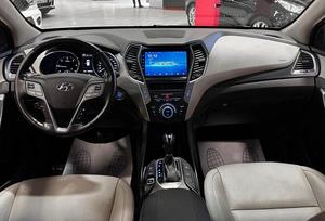 Внедорожник Hyundai Santa Fe 2018 года, 2390000 рублей, Красноярск