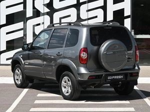 Внедорожник Chevrolet Niva 2016 года, 640000 рублей, Волгоград