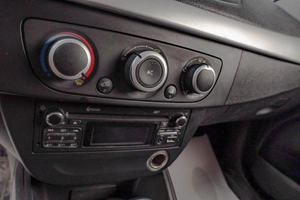 Седан Renault Fluence 2014 года, 839000 рублей, Челябинск