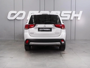 Внедорожник Mitsubishi Outlander 2018 года, 2975000 рублей, Воронеж