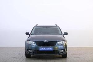 Универсал Skoda Octavia 2015 года, 1919000 рублей, Омск