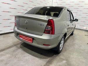 Седан Renault Logan 2011 года, 525000 рублей, Красноярск
