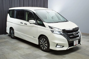 Минивэн Nissan Serena 2017 года, 1789000 рублей, Красноярск