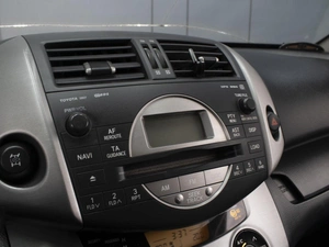 Внедорожник Toyota RAV4 2007 года, 1140000 рублей, Омск